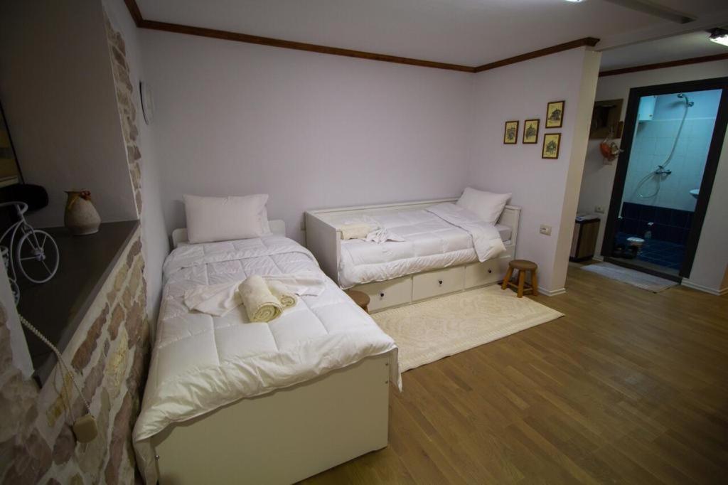 Appartamento Solhouse Gjirokastër Esterno foto